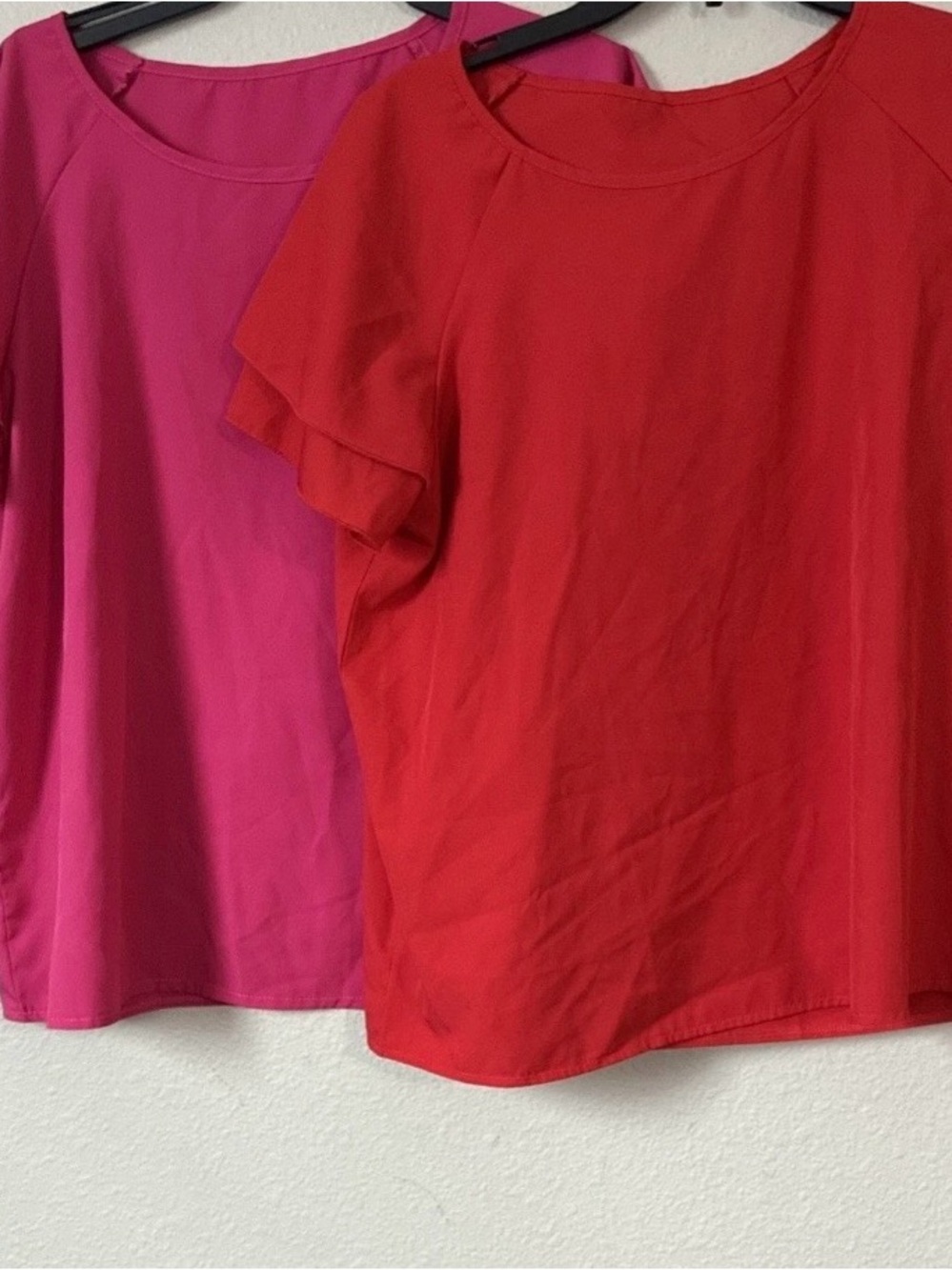 Women's Short Sleeve Ruffle Top lot - Red & Pink